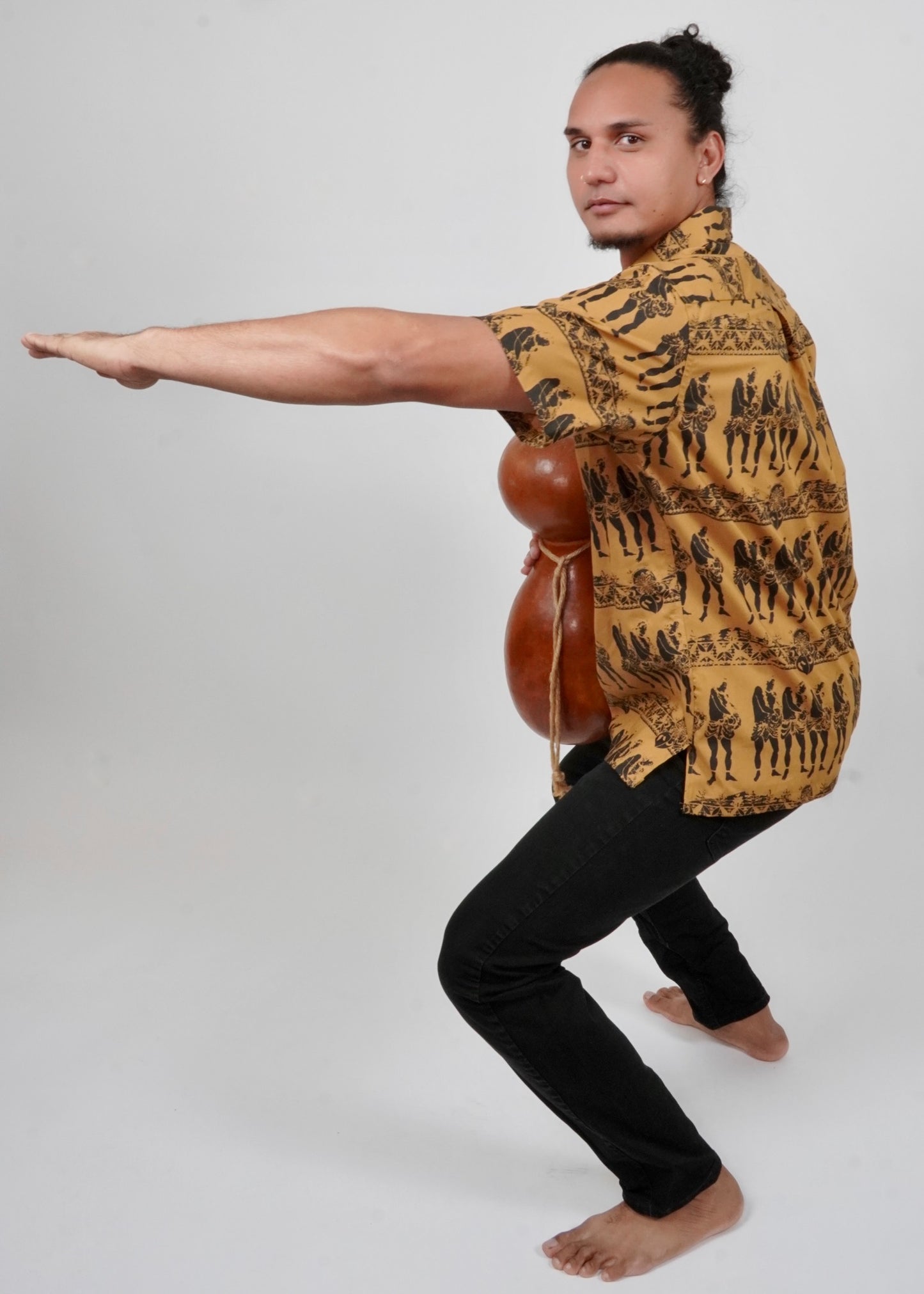 Pull Over Aloha Shirt | Male Hula Dancer | Black on Coffee