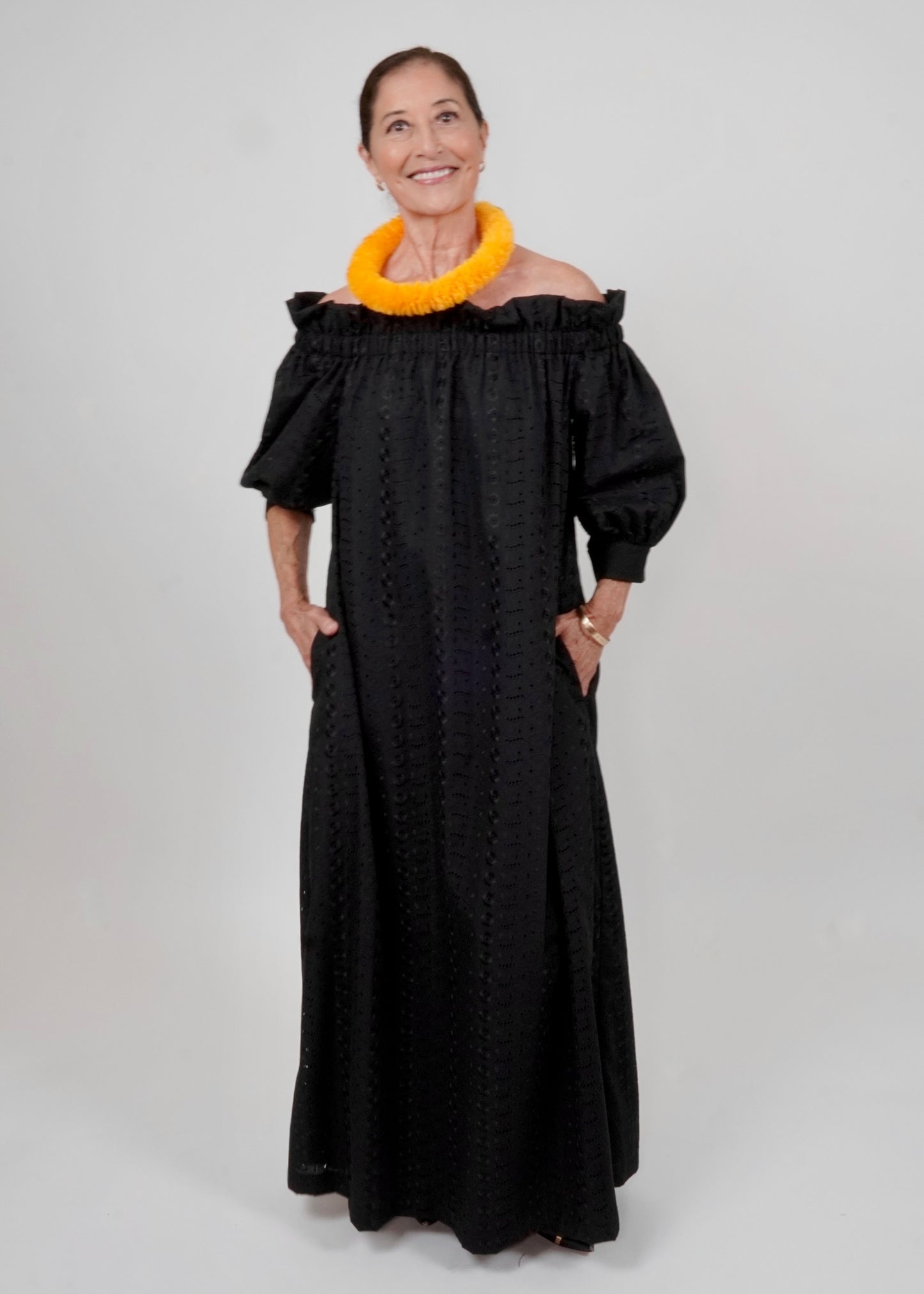 Sassy Muʻumuʻu | Eyelet | Black