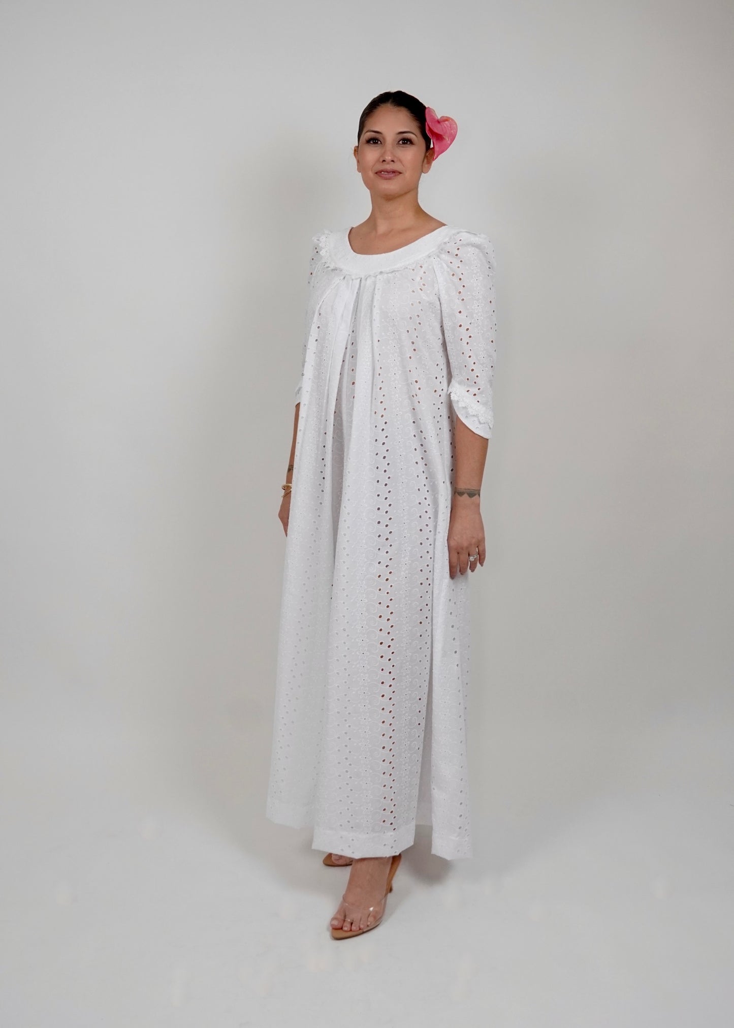 Bete Twilight Mu'u | Eyelet | White on White