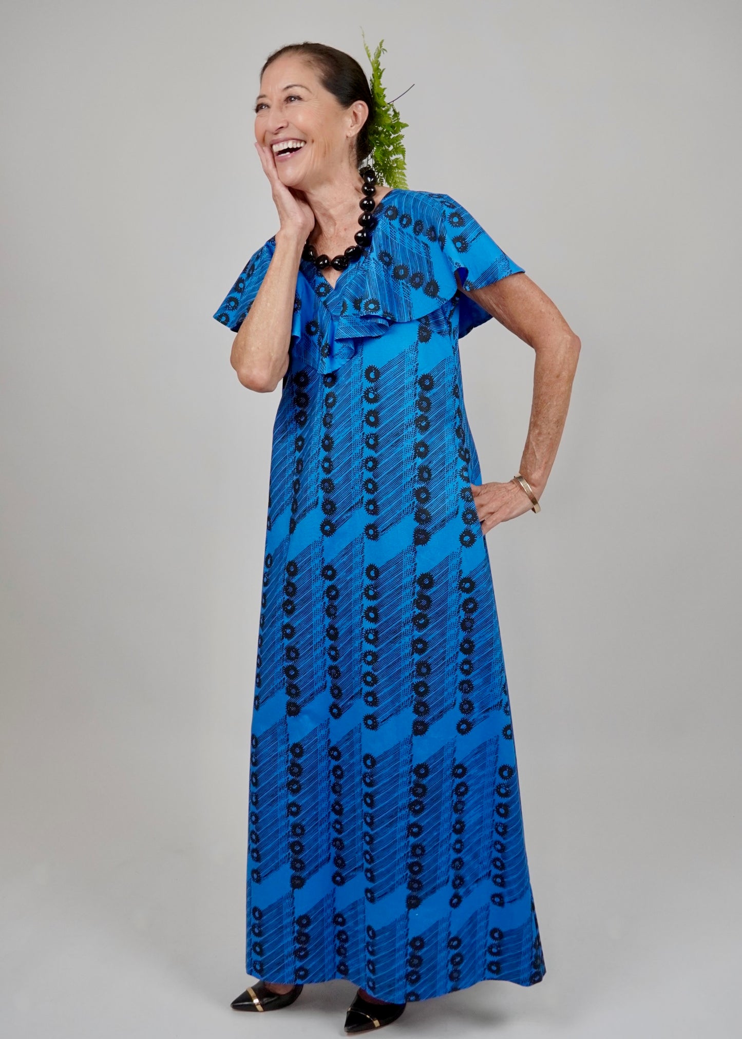 Meli mu'u | Wana Ohe Kapala | Black on Blue