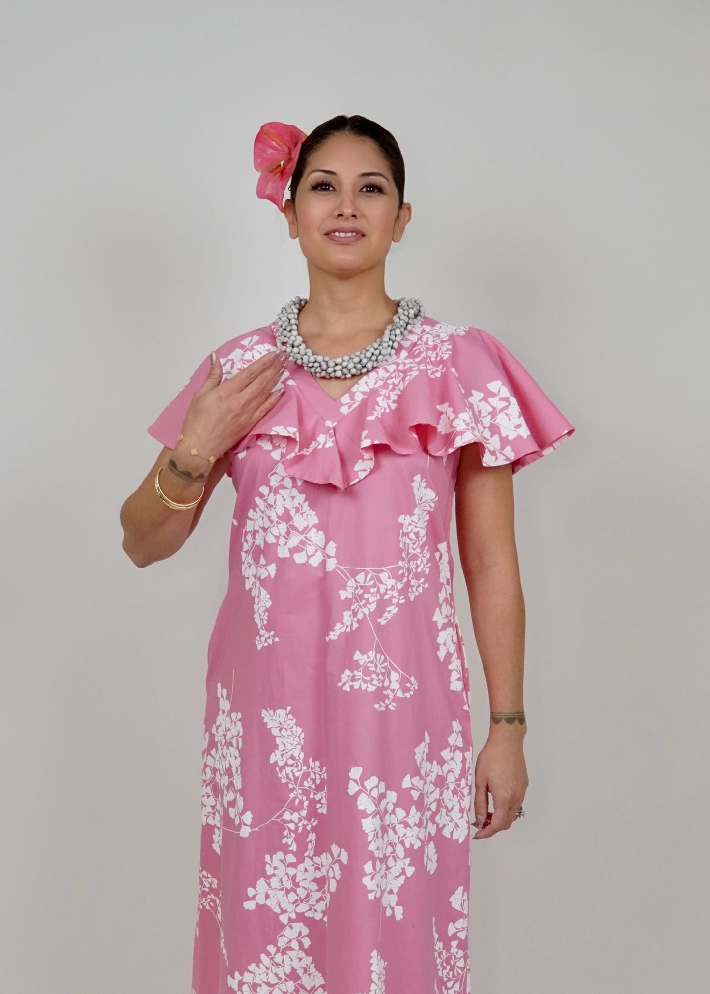 Meli mu'u |Iwa'iwa | White on Pink