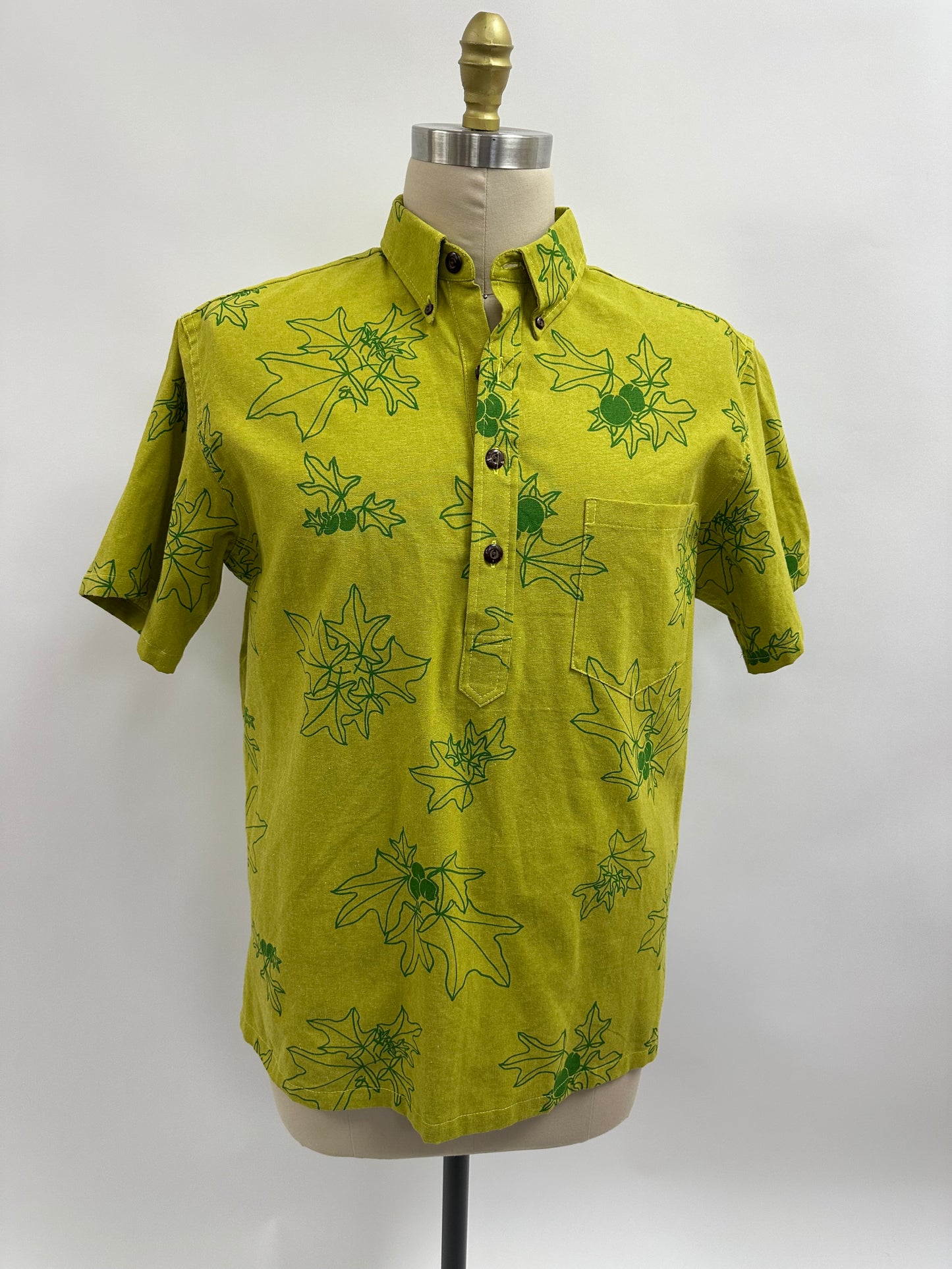 Pull Over Aloha Shirt | Kukui | Green on Lime Green