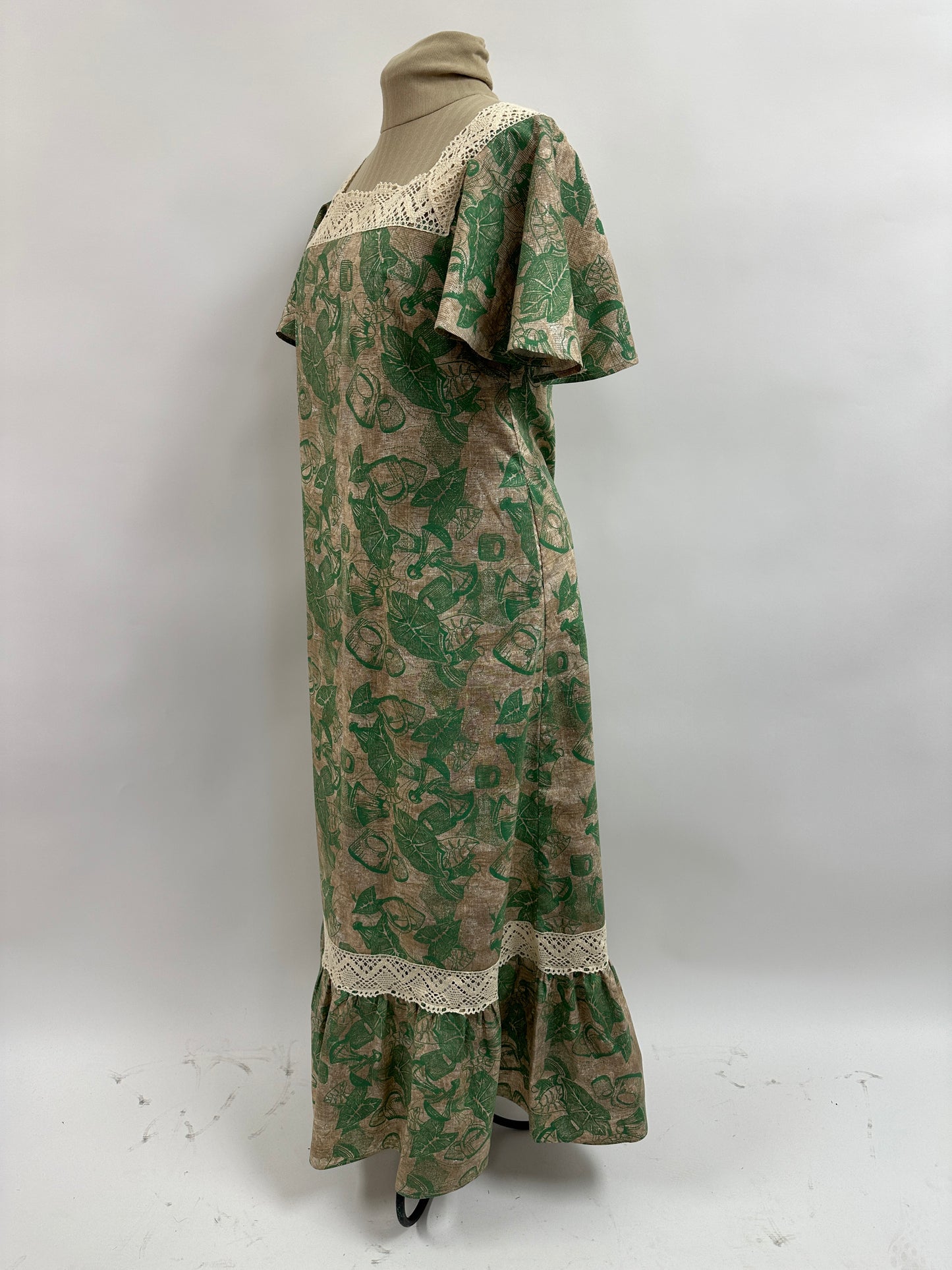 Conne Taro Poi Pounder in Green