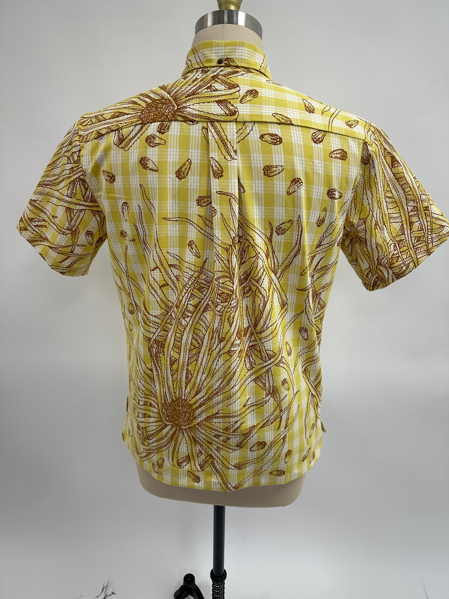Pull Over Aloha Shirt | Hala| Brown on Yellow Palaka