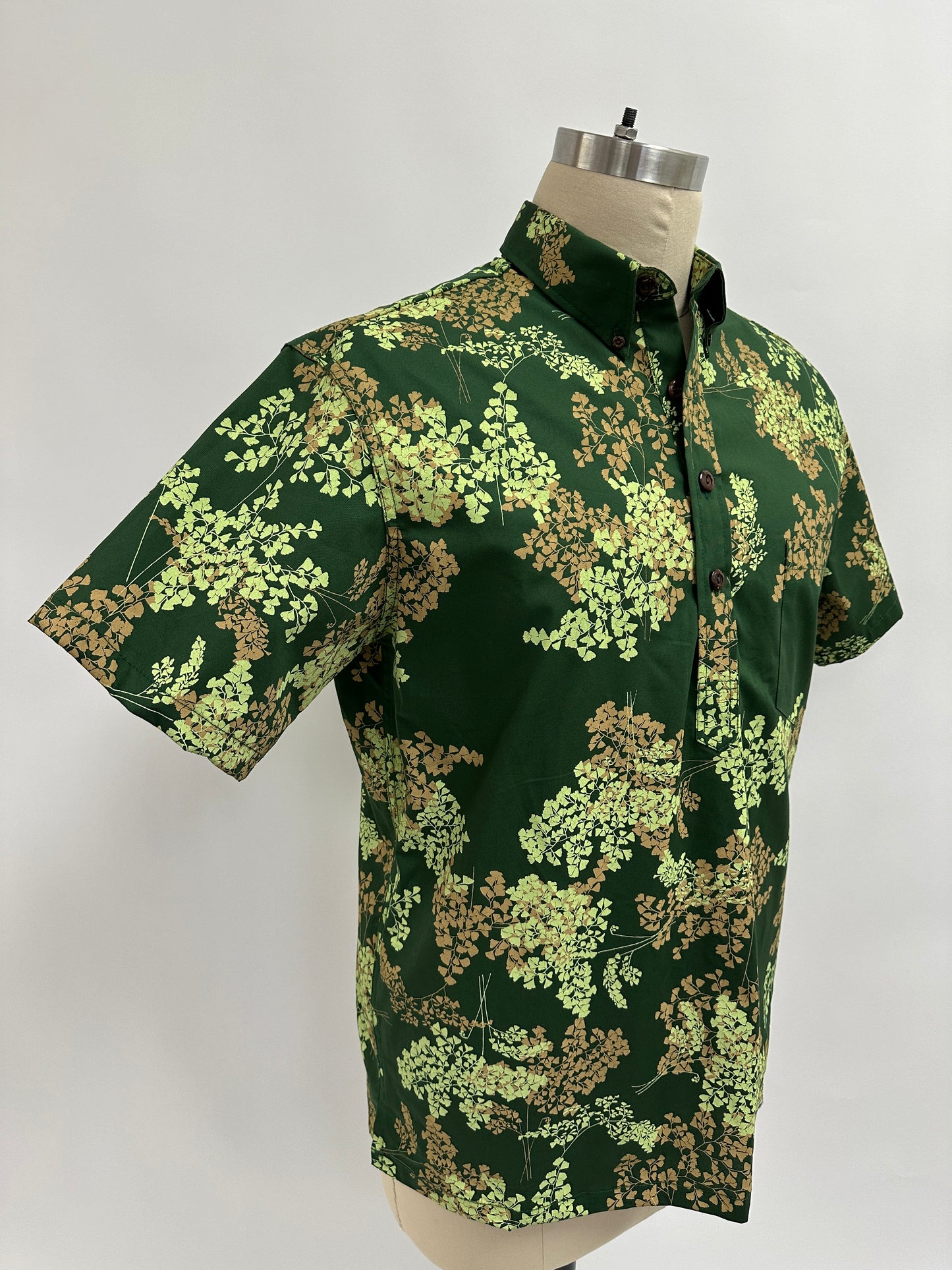 Pull Over Aloha Shirt | Iwa'iwa | Honey and Honeydew on Hunter