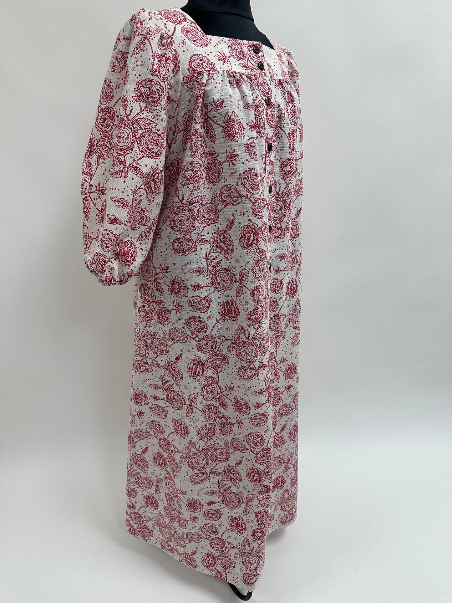 Square Neck Muʻumuʻu | Glitter Lokelani | Red on Print