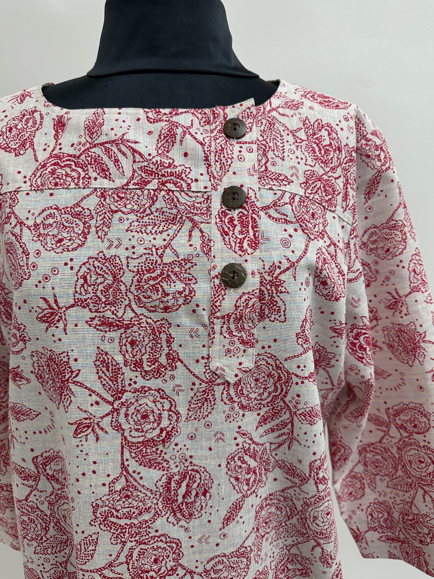 Three Button Mu’u | Glitter Lokelani | Red on Print