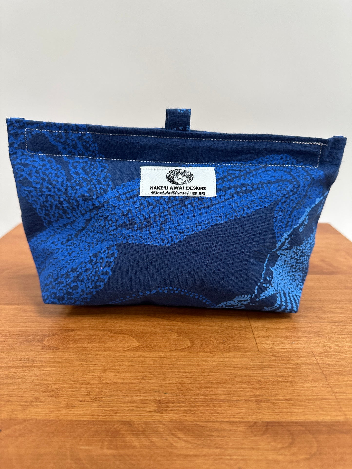 Nake'u pouch | Niʻihau Shells | Blue