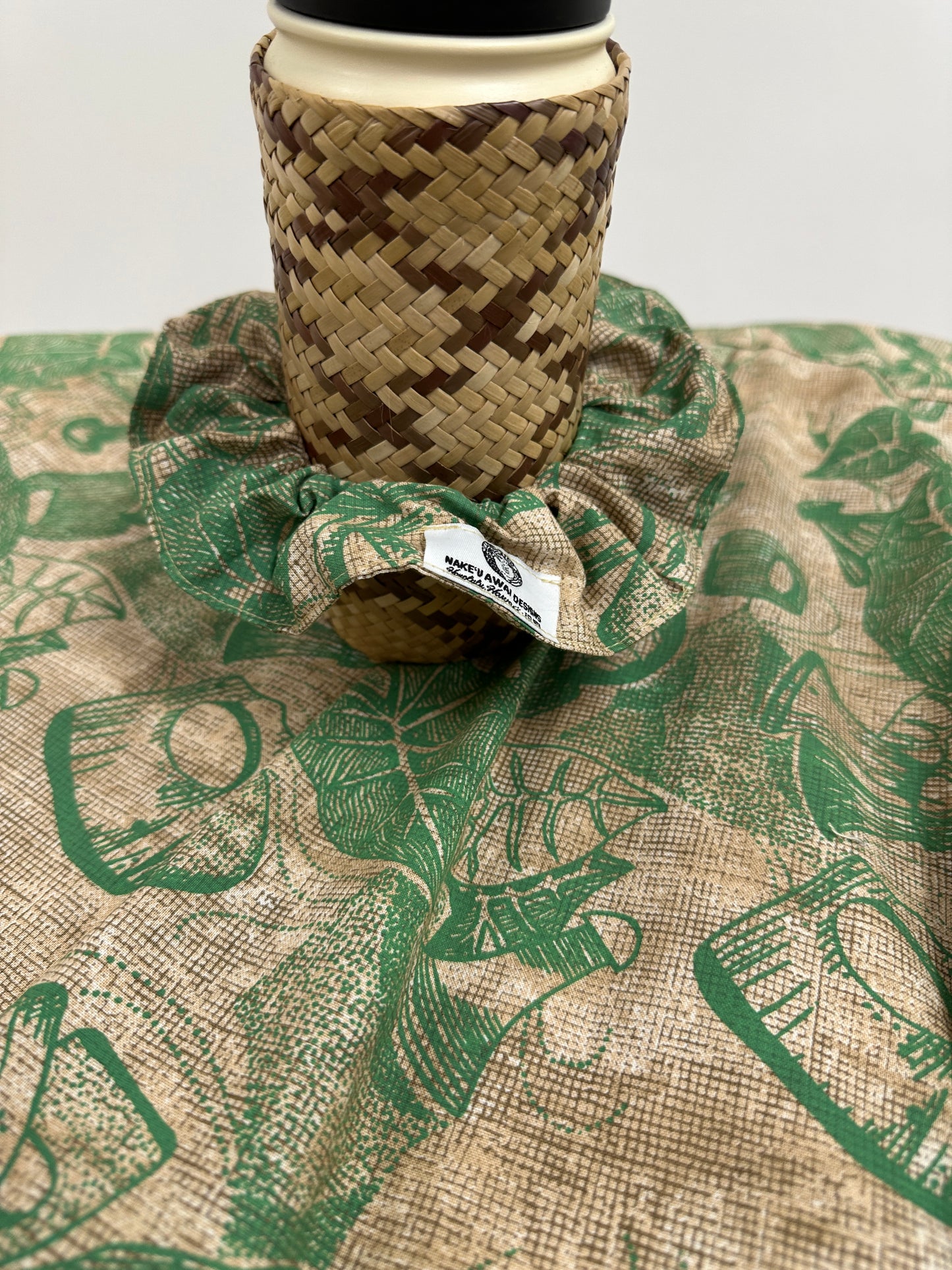 Scrunchie | Kalo-Poi Pounder | Green on Beige Print