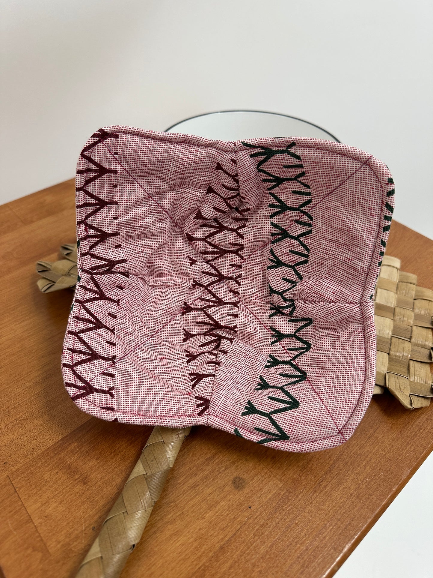 Bowl Coozie | Ke'uke'u | Red-n-green on red