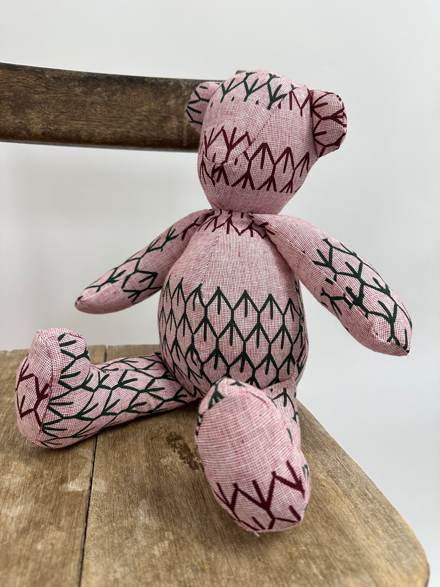 Teddy Bear | Ke'uke'u | Red-n-green on red