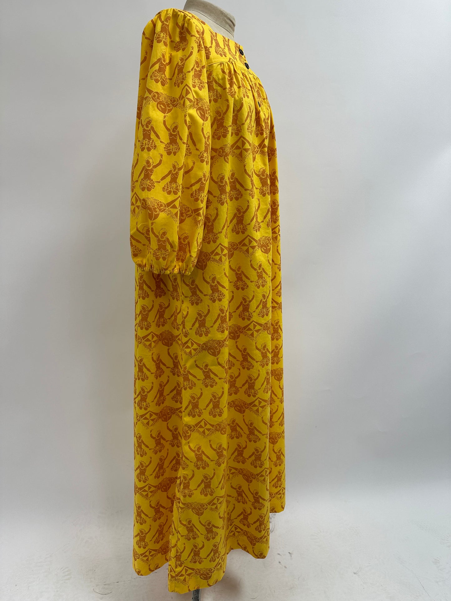 Square Neck Muʻumuʻu | Female Hula Dancer | Honey on Yellow
