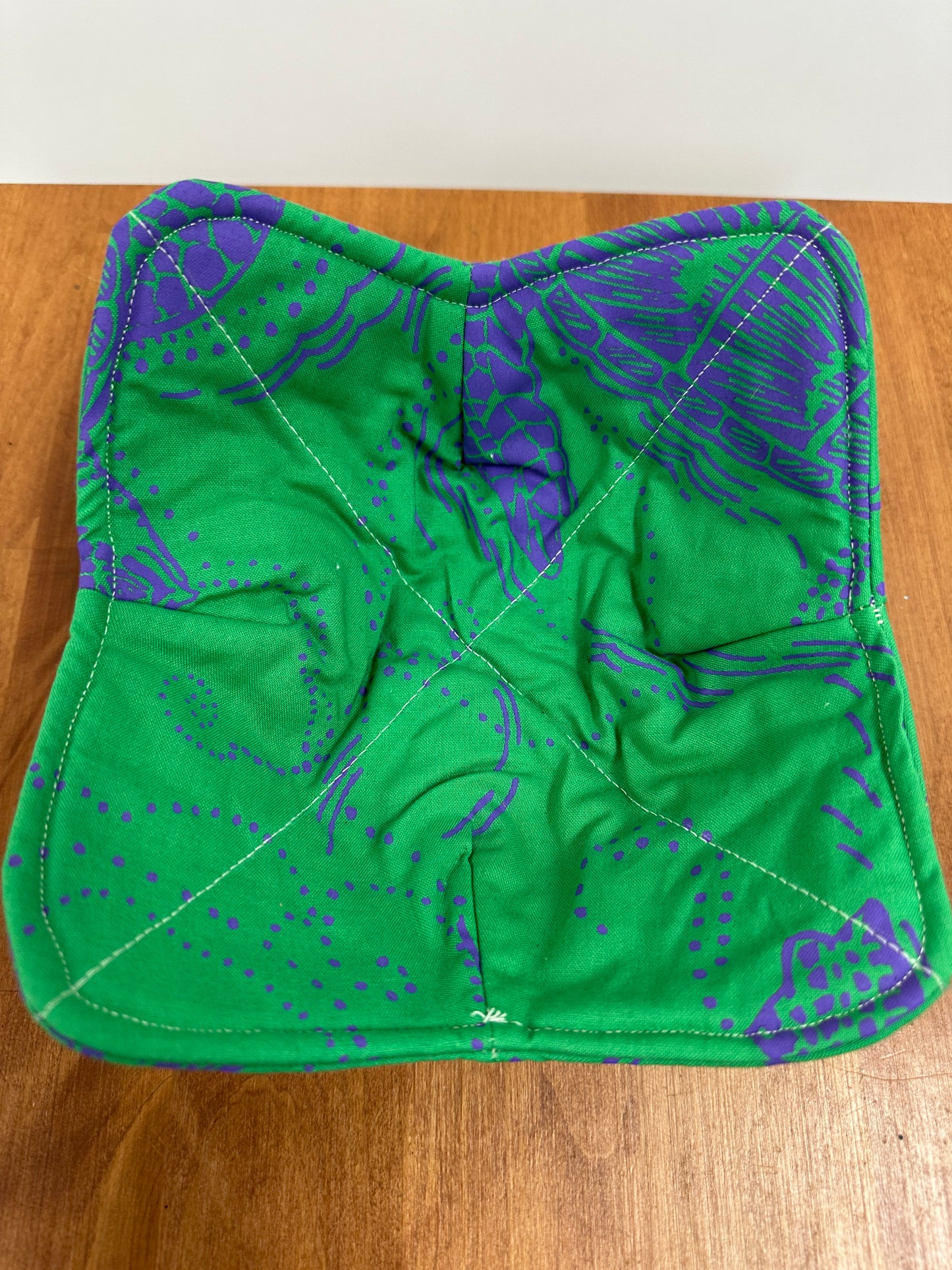 Bowl Coozie | Honu | Purple on Green