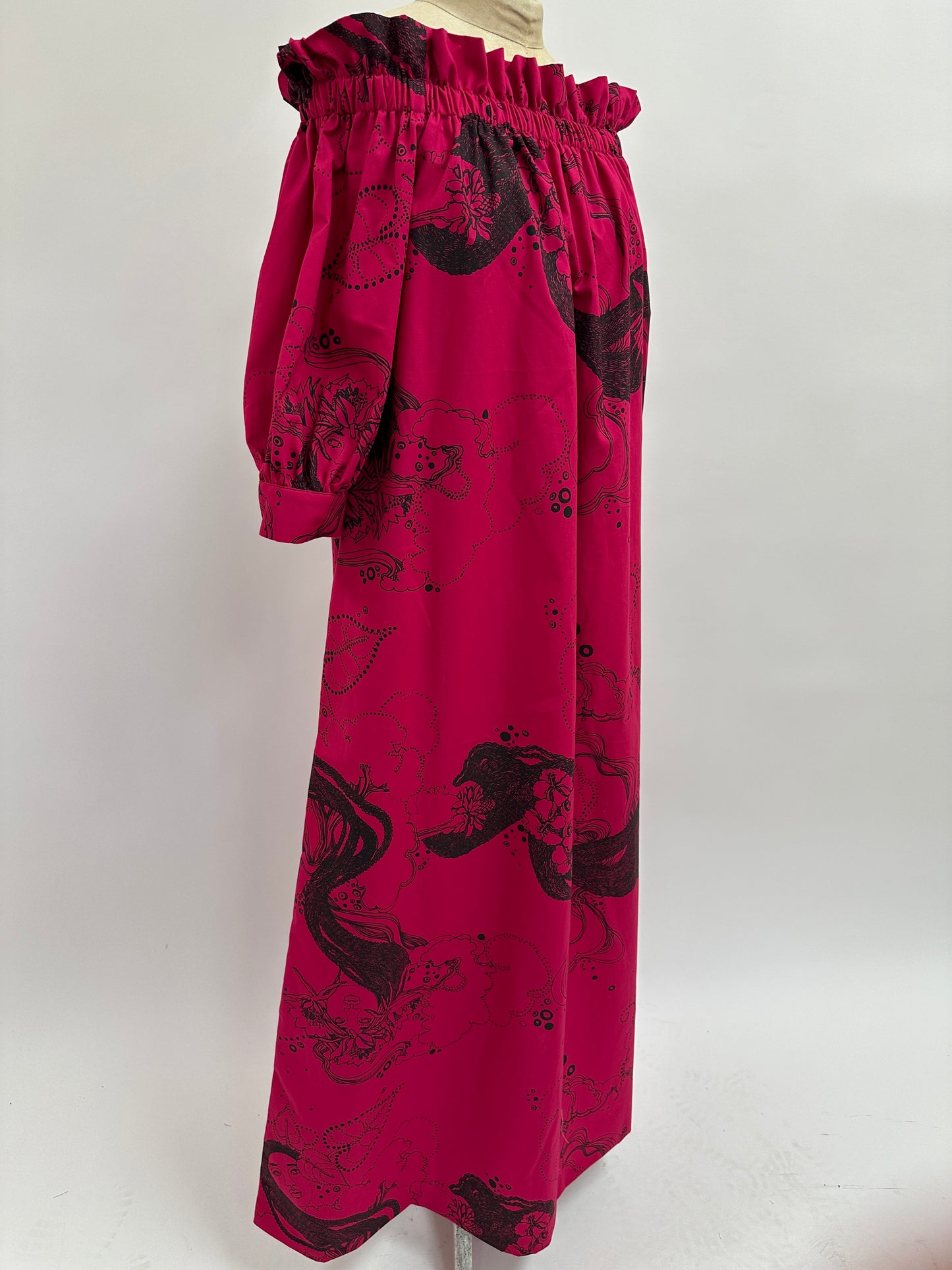 Sassy Muʻumuʻu | Dream Ladies | Black on Raspberry