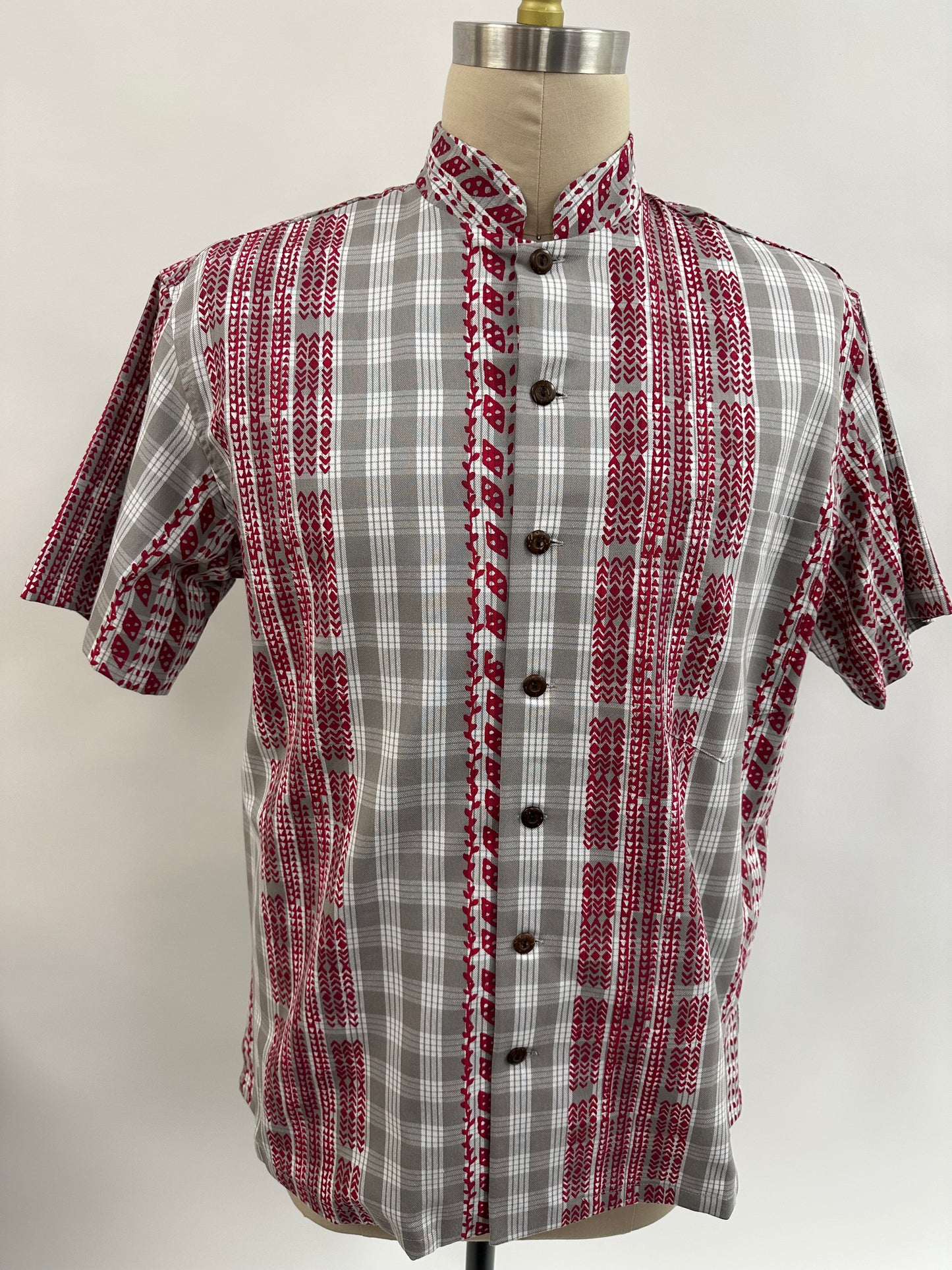 Nehru Collar-Short Sleeve Button Down Shirt | Ohe Kapala | Red on Gray Palaka