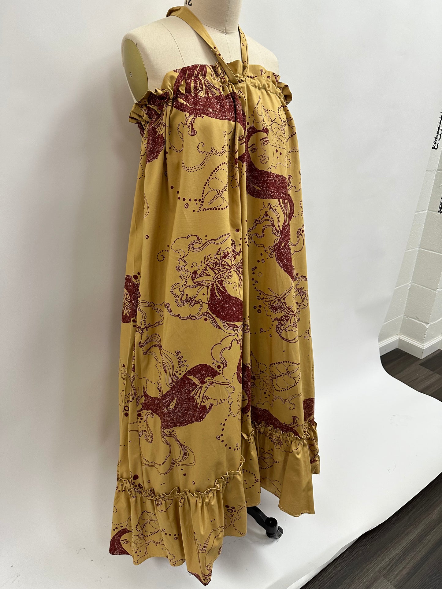 Kikepa | Dream Ladies | Burgundy on Beige