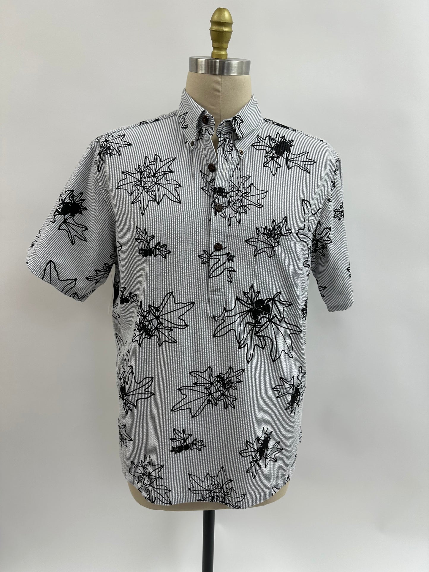 Pull Over Aloha Shirt | Kukui | Black on White Seer-Sucker
