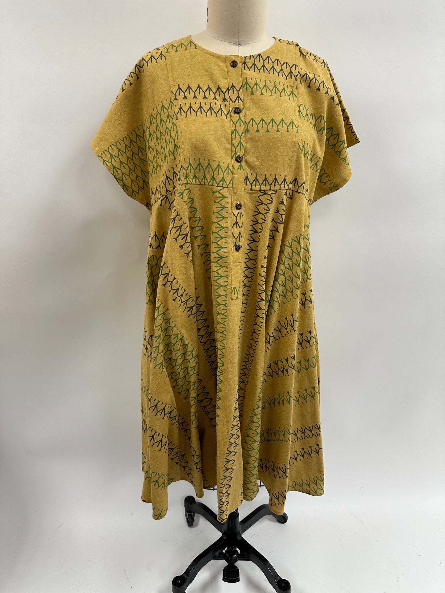 Nu Dress | Ke'uke'u | Green-n-charcoal on mustard