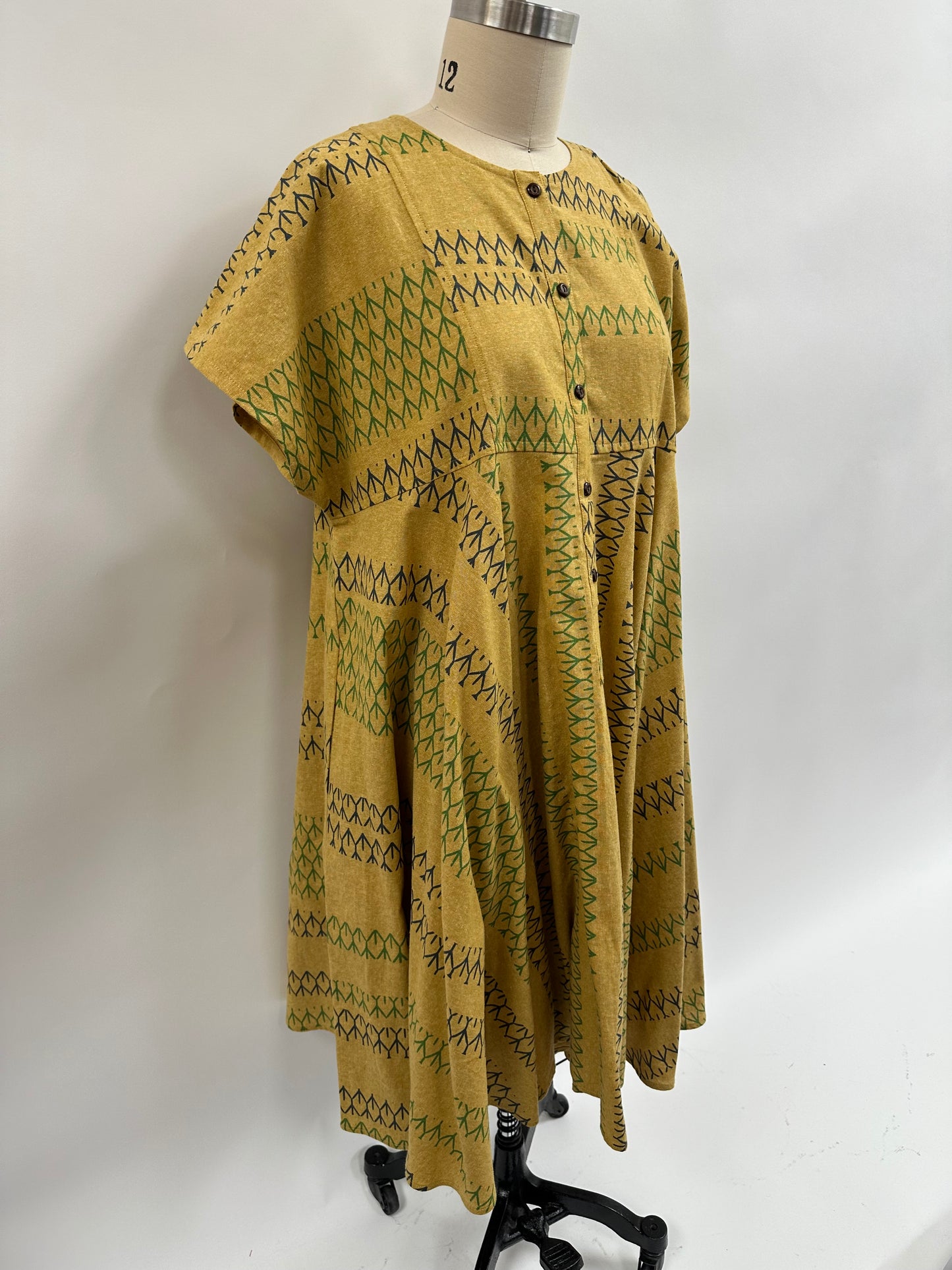 Nu Dress | Ke'uke'u | Green-n-charcoal on mustard