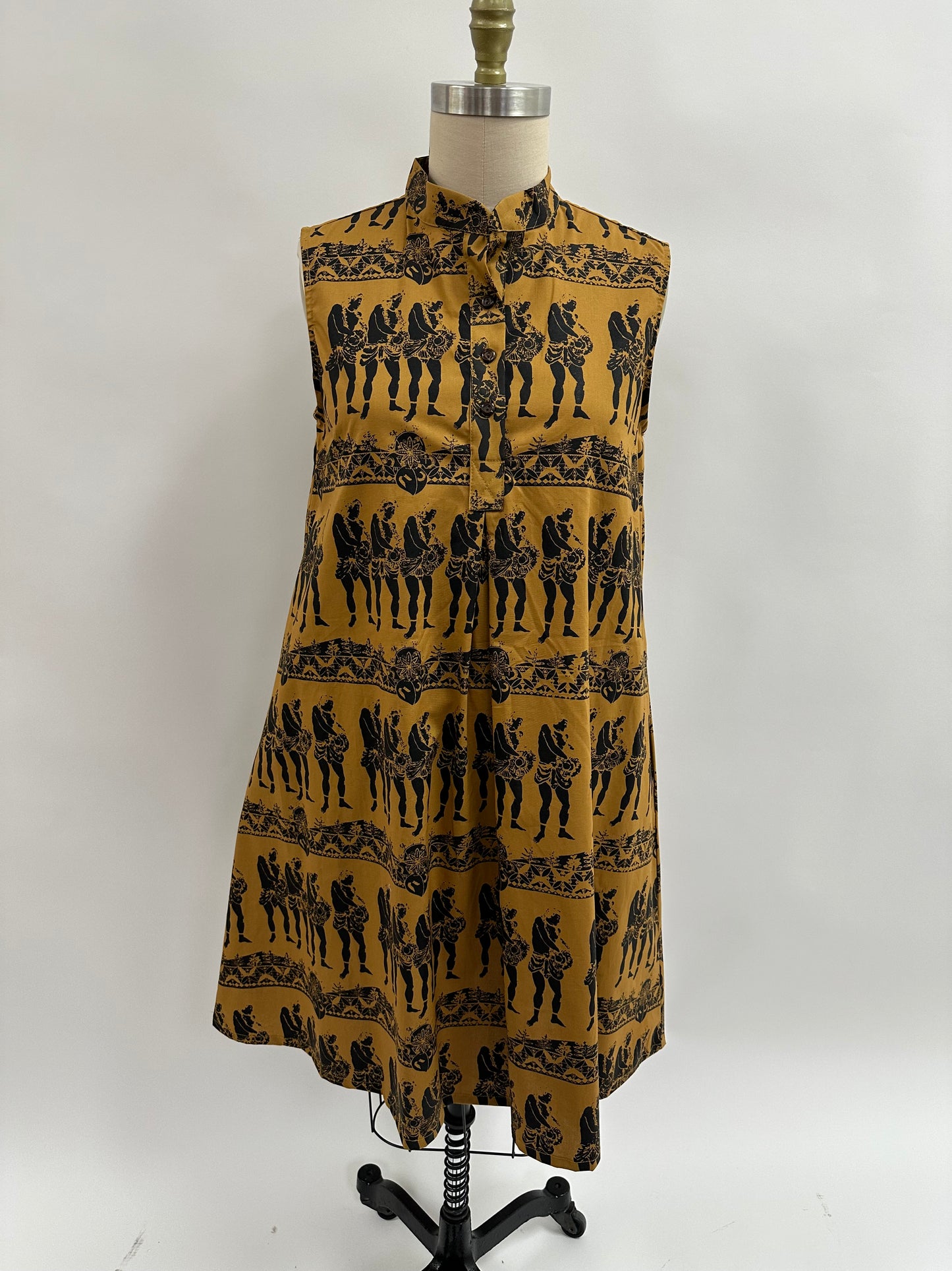 Kāʻilihiwa Dress |Male Hula Dancer | Black on Coffee