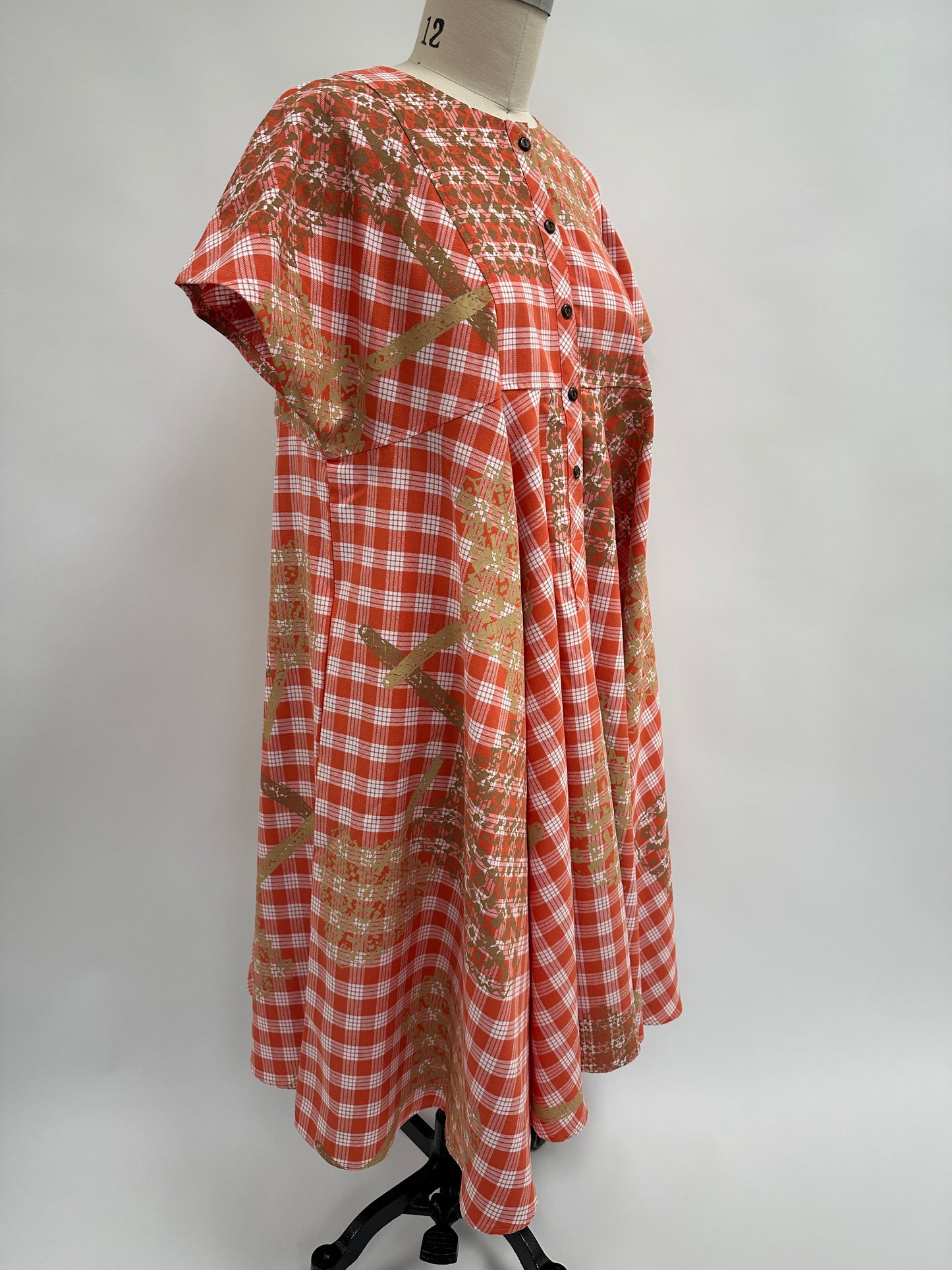 Nu Dress | Lauhala Fans on Orange Palaka