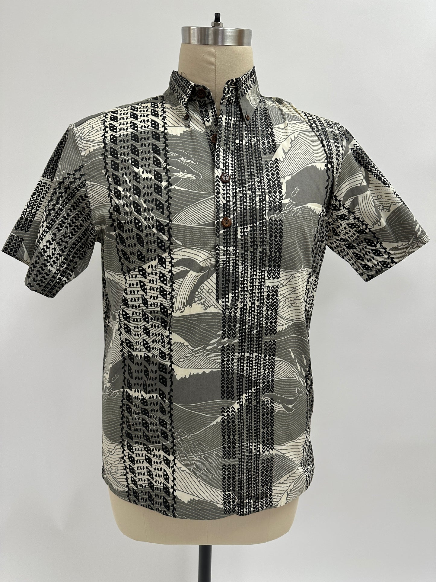 Pull Over Aloha Shirt | Ohe Kapala | Black on Grey & White