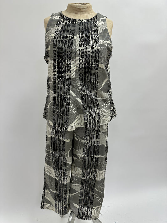Culottes | Ohe Kapala on Whale Print | Black on Grey