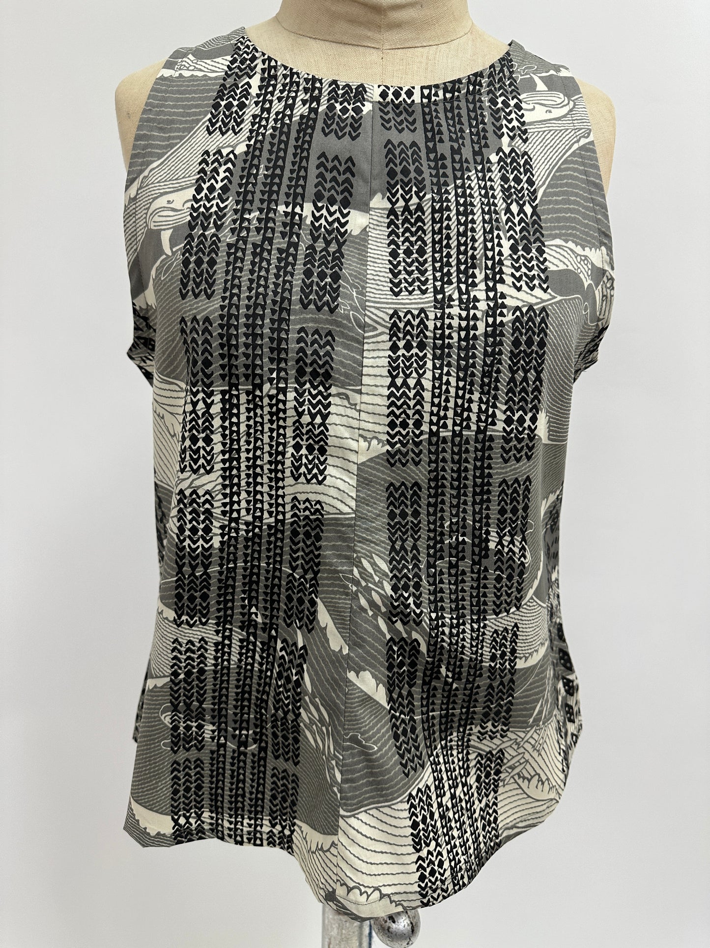 Vogue Blouse |  Ohe Kapala on Whale Print | Black on Grey