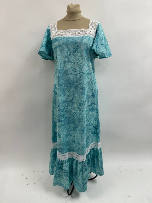 Conne Sea Dreams on Teal