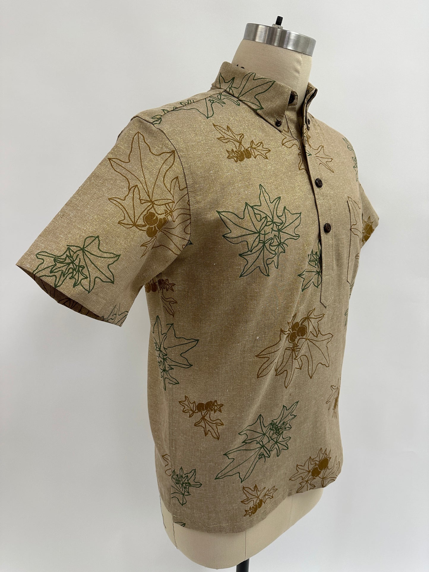 Pull Over Aloha Shirt | Glitter Kukui | Green on Gold