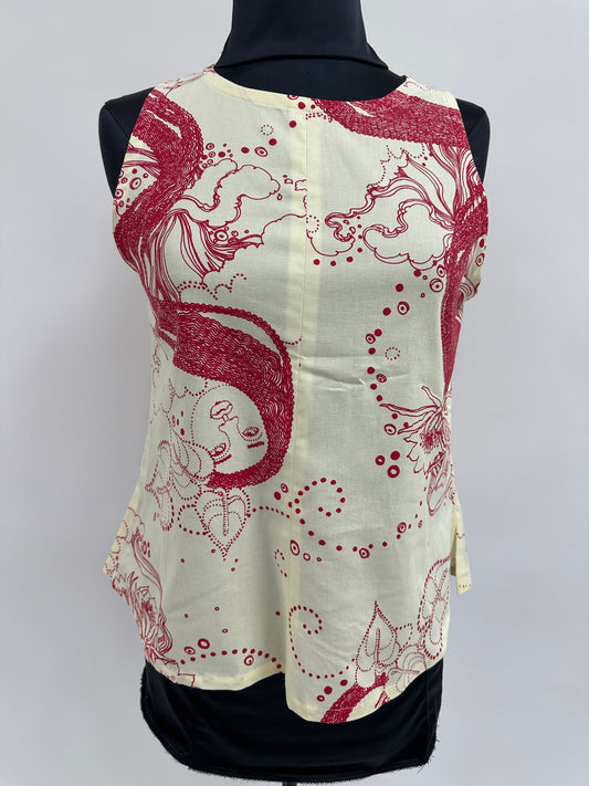 Vogue Blouse | Dream Ladies | Red on Meringue