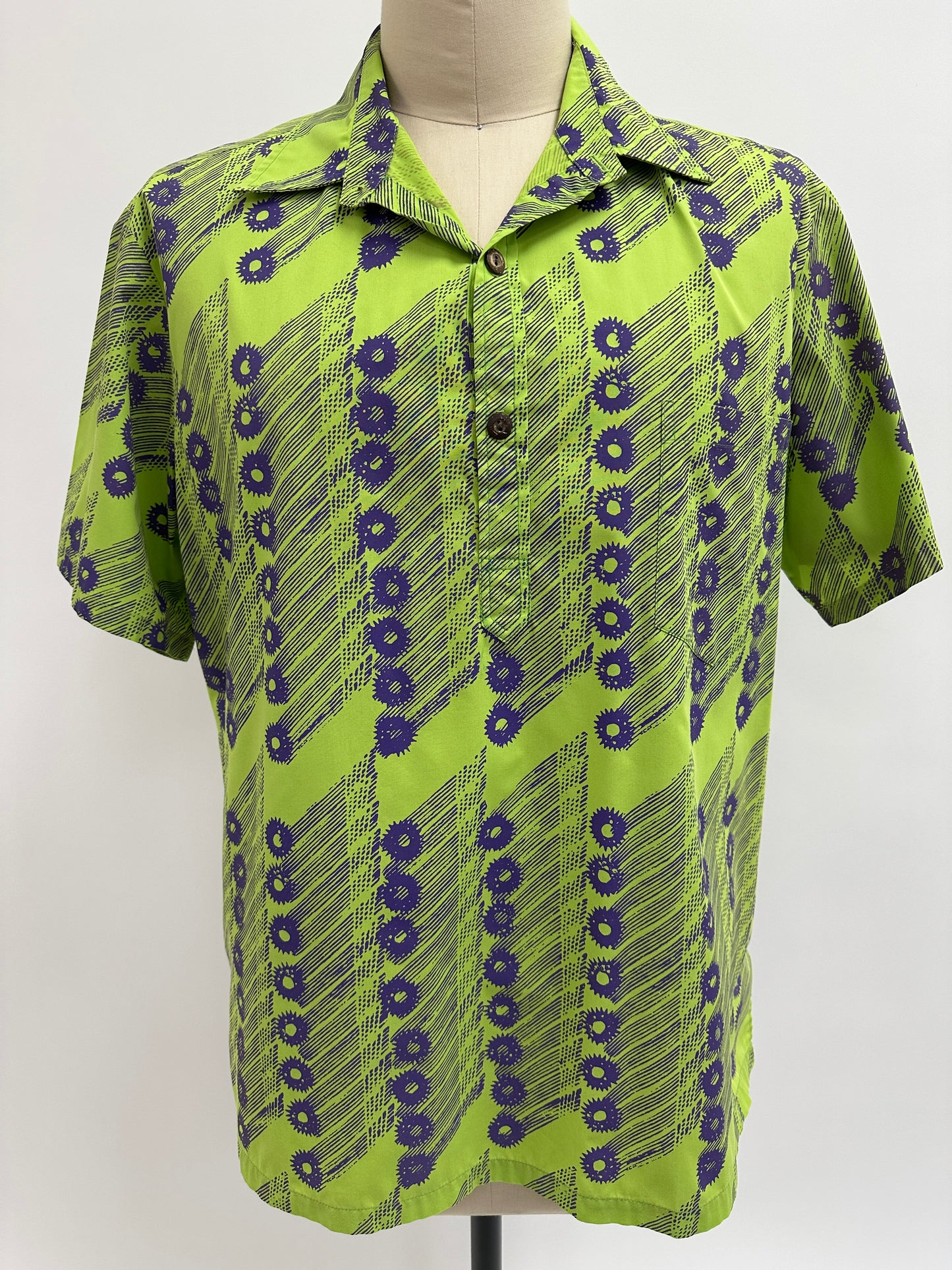 Pre-Loved Pull Over Aloha Shirt | Nake’u Awai | Wana | Purple on Chartreuse