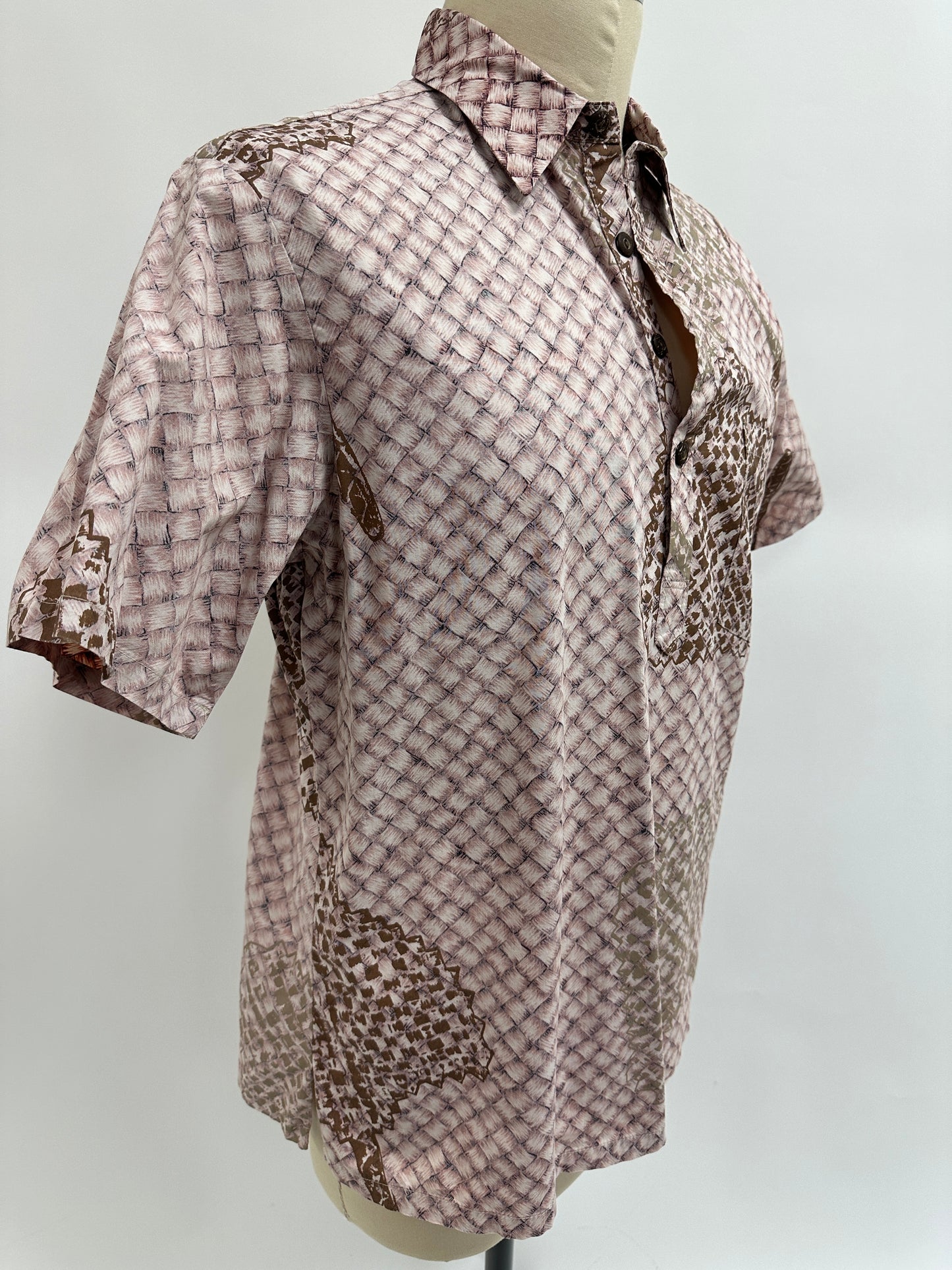 Pre-Loved Pull Over Aloha Shirt | Lauhala Fans | Khaki and Earth on Print