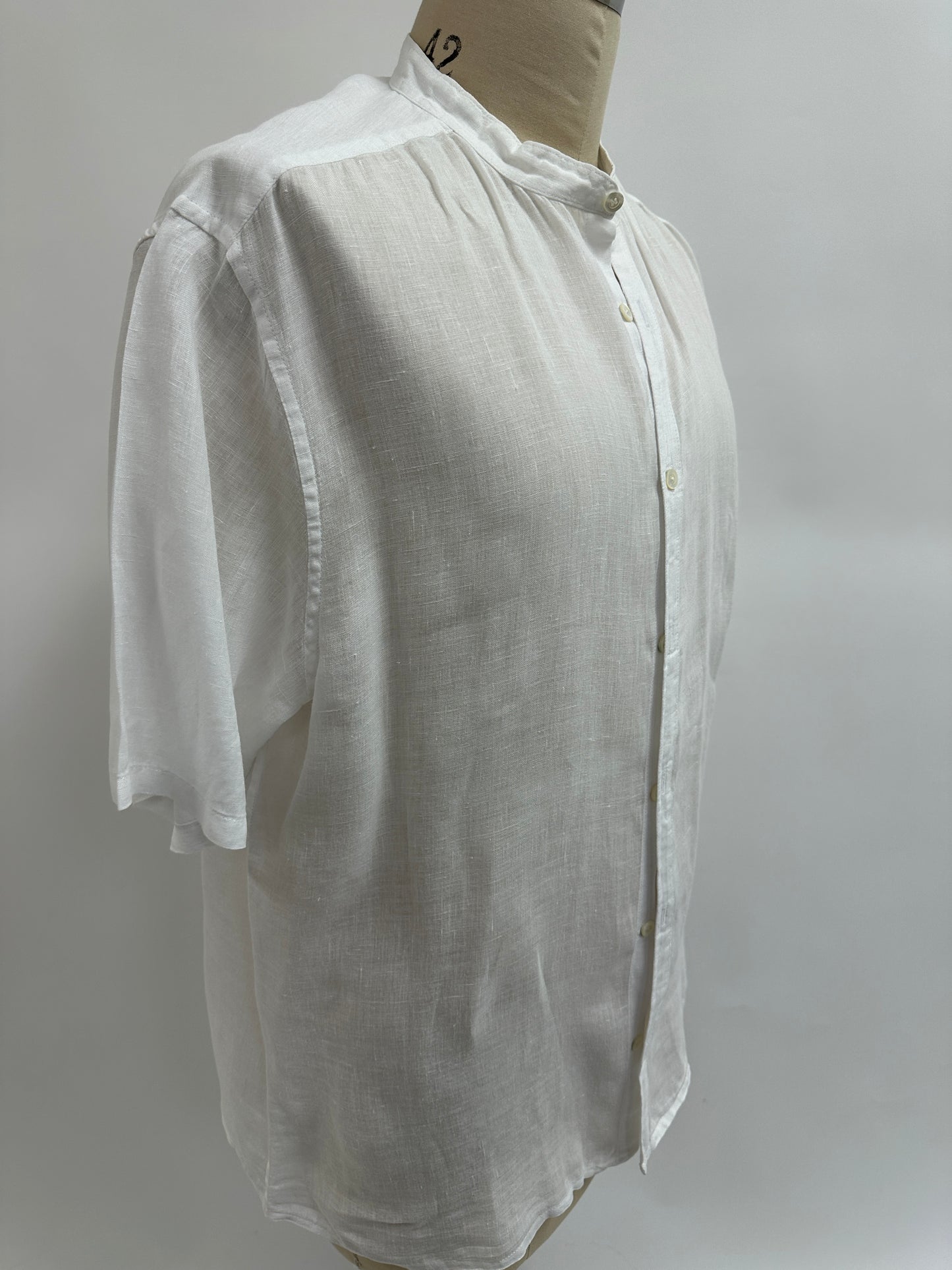 Pre-Loved Pull Over Aloha Shirt | Nake’u Awai | Full Button Short Sleeve Mandarin Collar White Linen