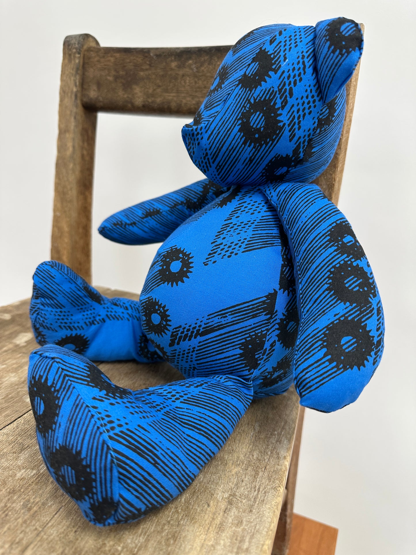 Teddy Bear | Wana Ohe Kapala | Parchment and Corsage on Turquoise