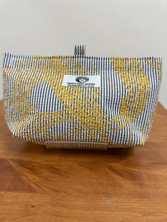 Nake'u pouch | Niʻihau Shells | Yellow on Gray seersucker