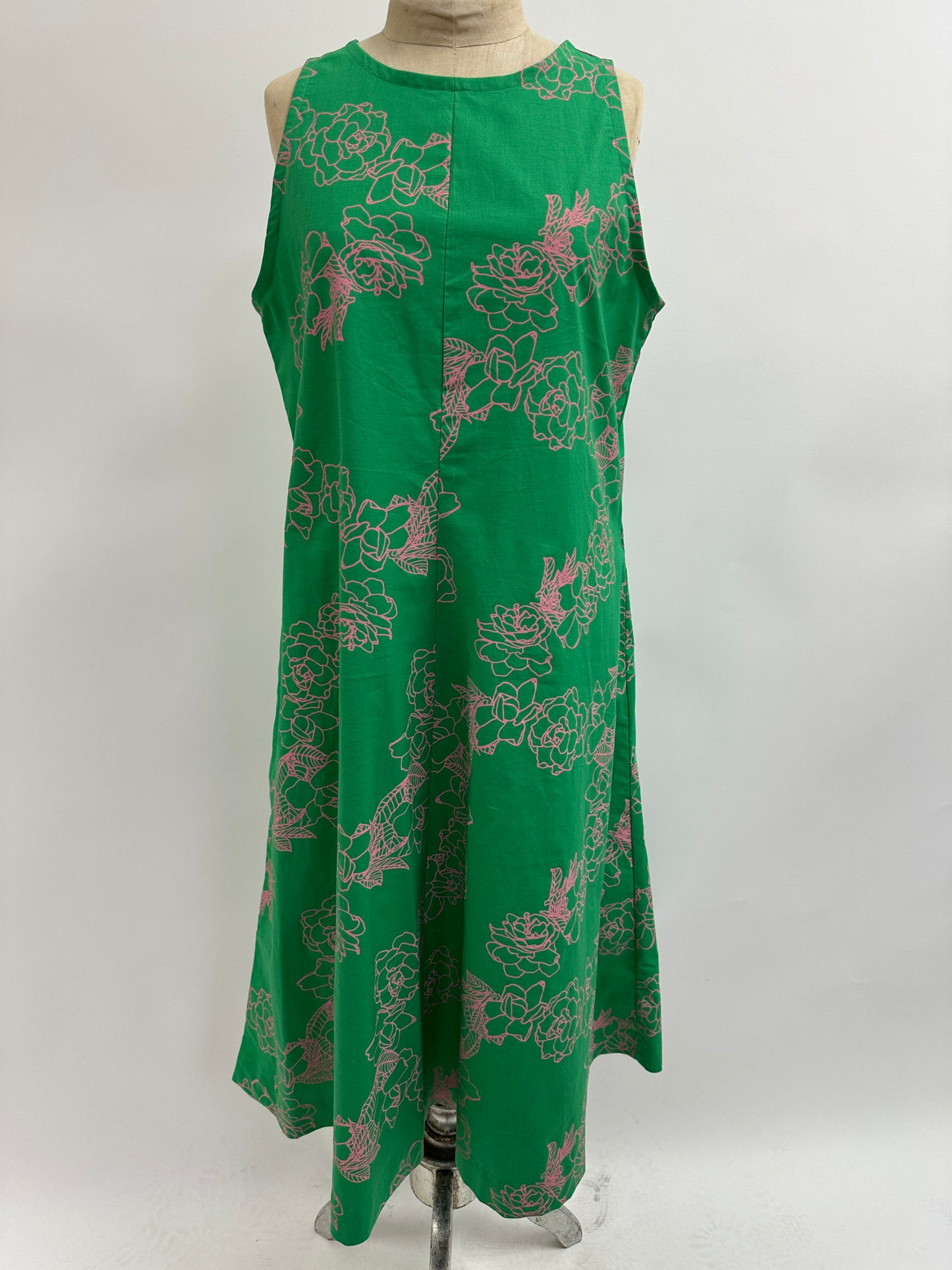 Vogue Dress | Kiele | Fern on Bubblegum pink