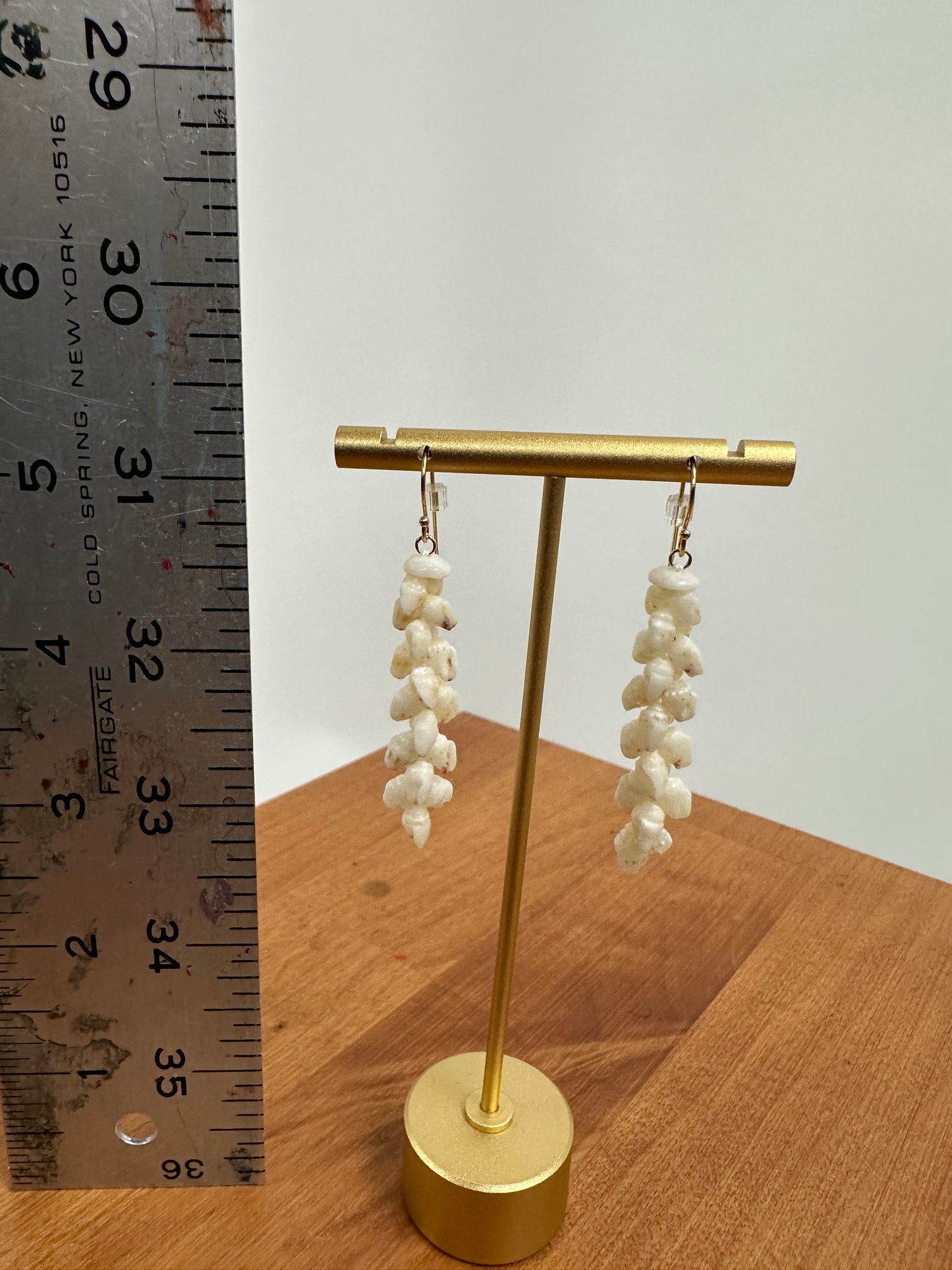 Ni’ihau Shell Earring | 2” |