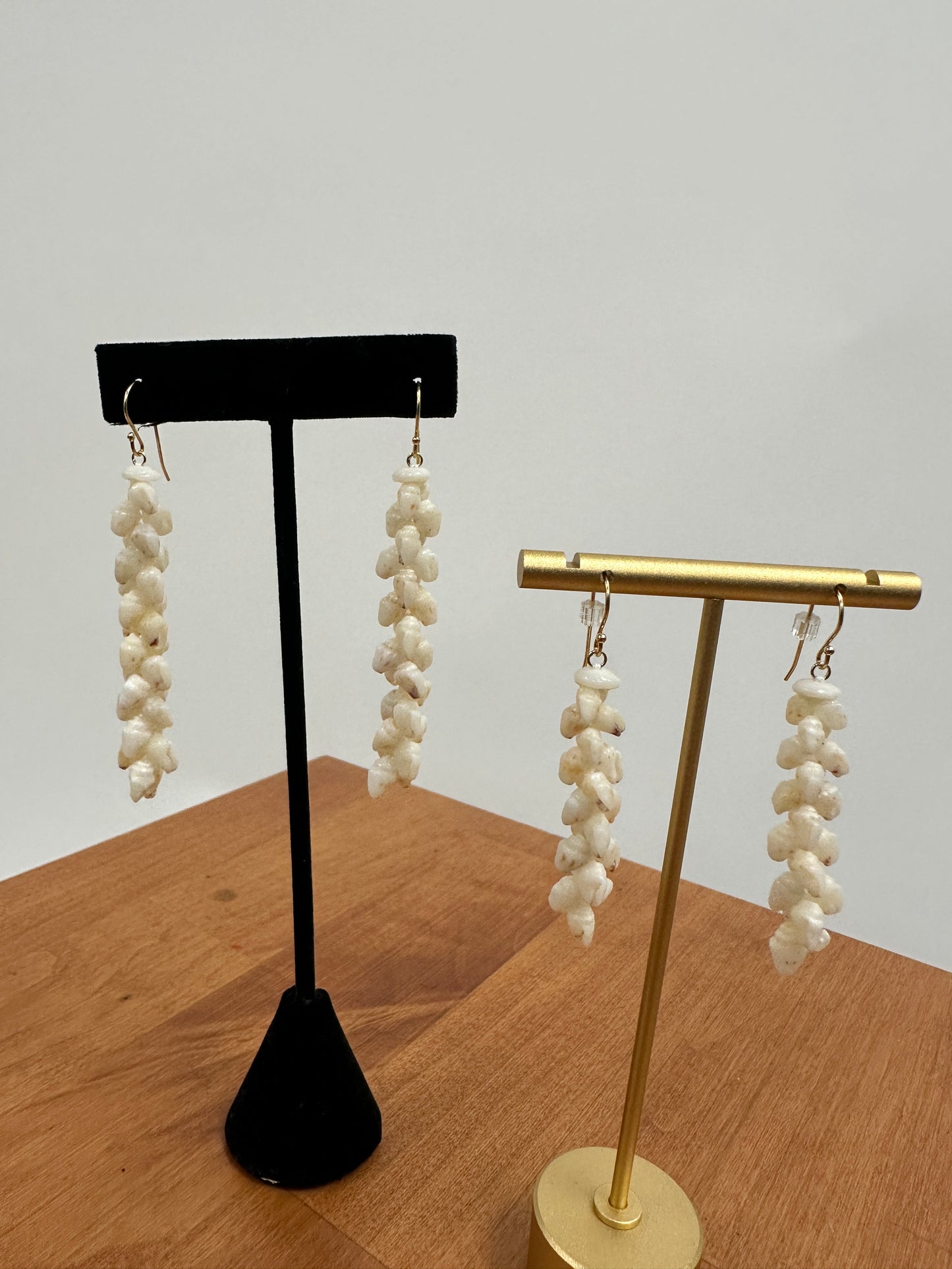 Ni’ihau Shell Earring | 3”|