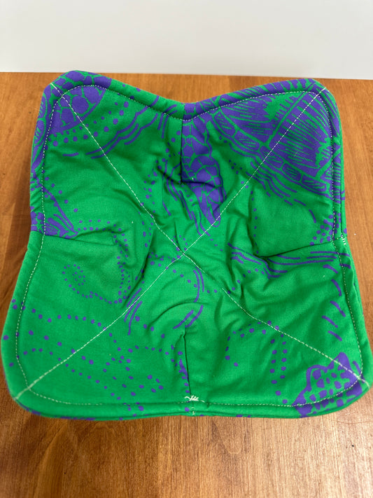 Bowl Coozie | Honu | Purple on Green