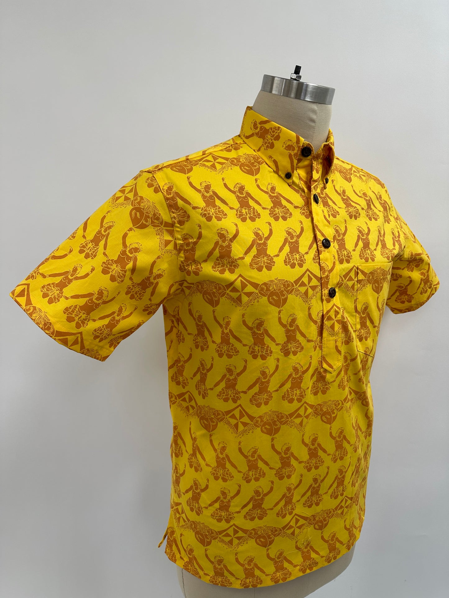 Pullover S/S Aloha Shirt | Female Hula Dancer | Amber on Duckling