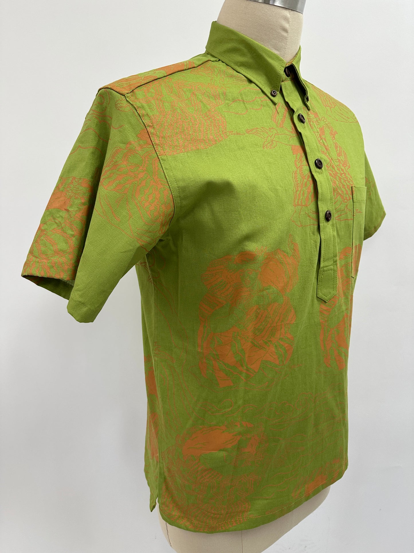 Pullover S/S Aloha Shirt | Na Ho'opa'a Chantress | Amber on Lime