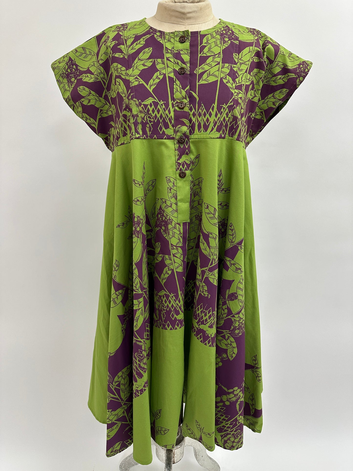 Nu Dress | Menehune Awapuhi | Eggplant on Moss
