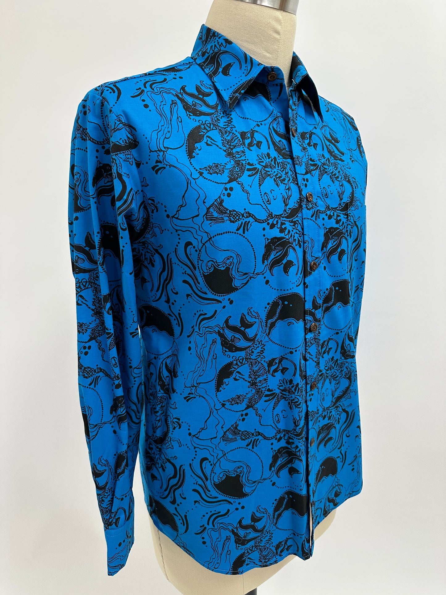 Long Sleeve Button  Down Shirt | Coral Reef | Black on Turquoise