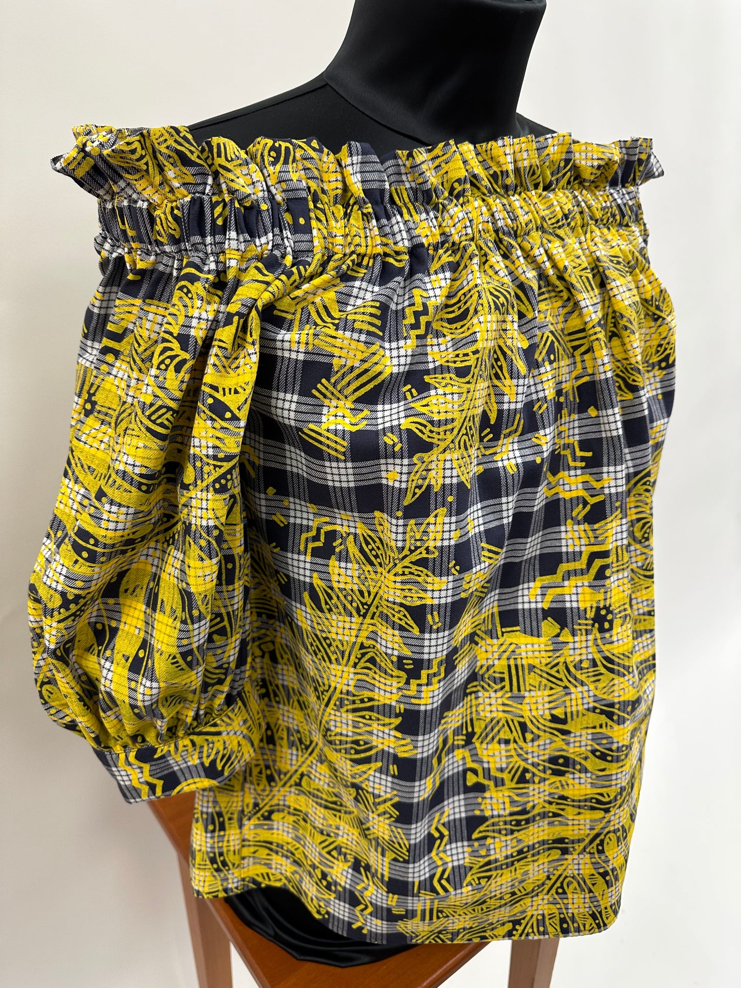 Sassy Blouse | Hapu'u Fern | Yellow on Navy Palaka