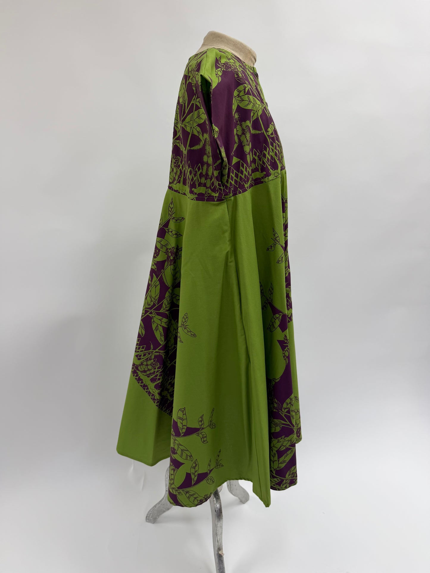 Nu Dress - Petite | Menehune in Awapuhi | Eggplant on Moss