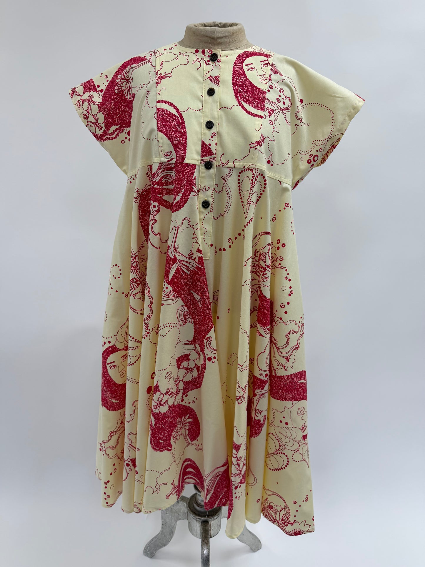 Nu Dress - Petite | Dream Ladies | Red on Meringue