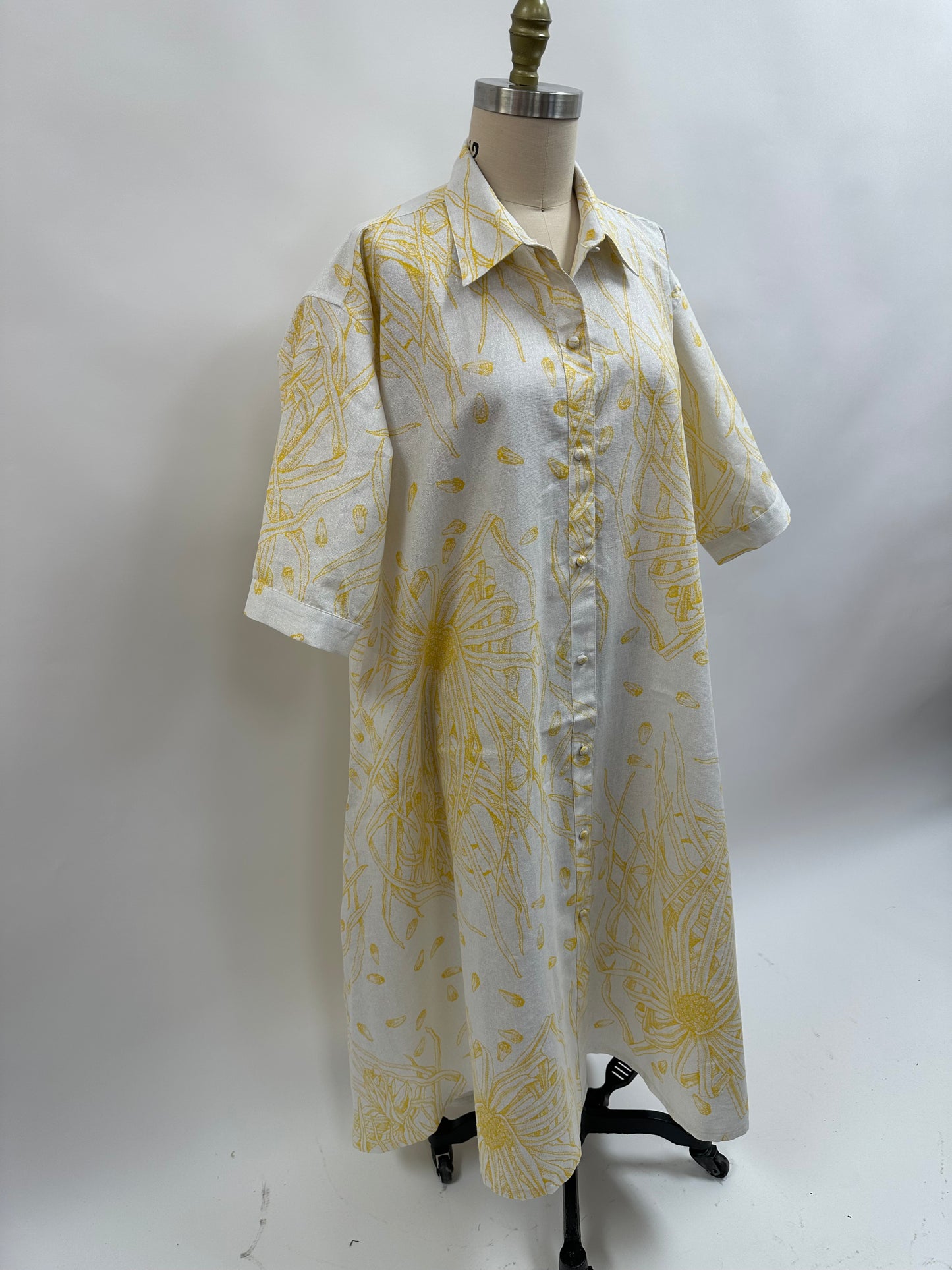 Coat Dress | Glitter Hala |Yellow on White
