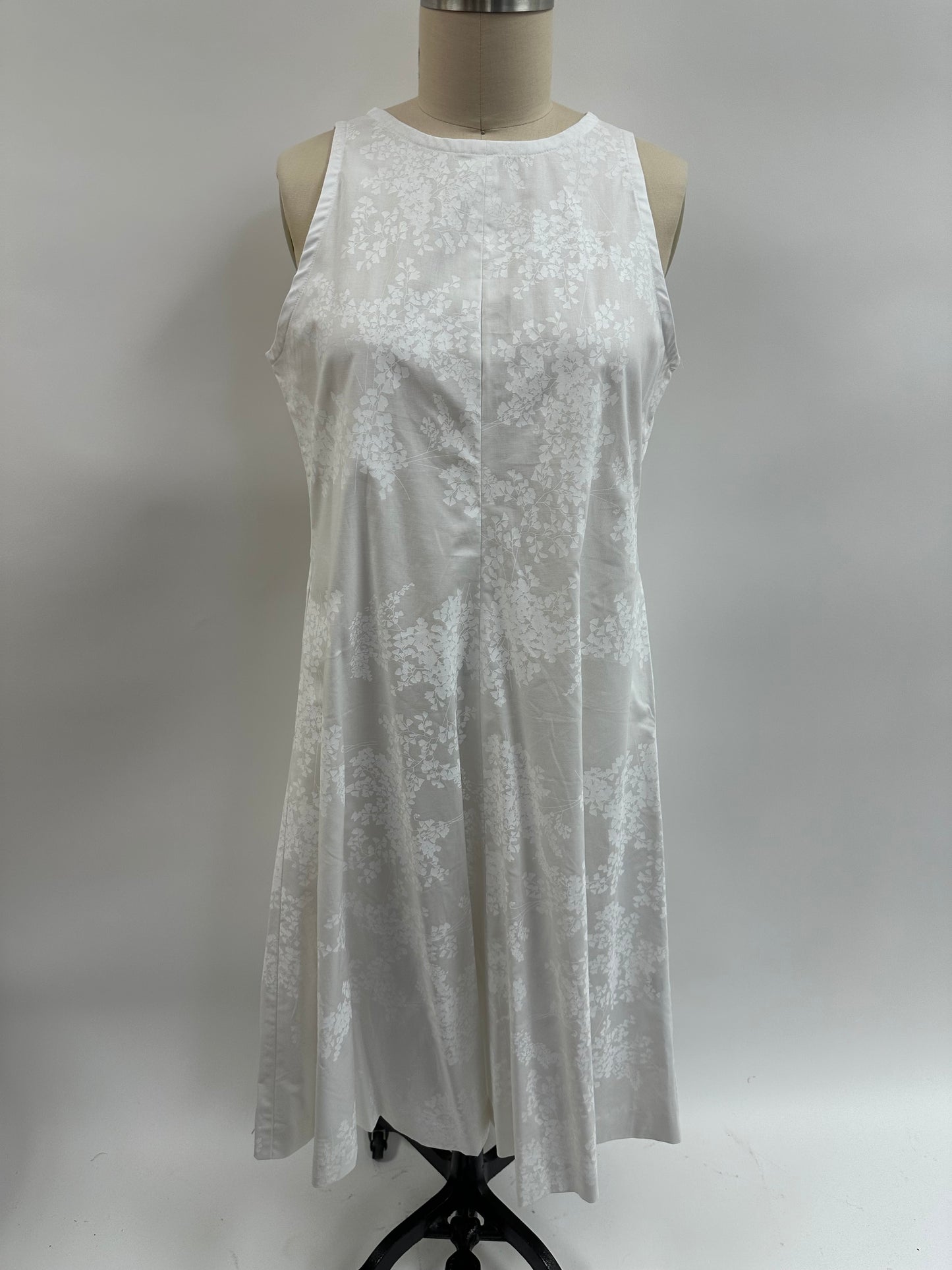 Vogue Dress | Iwa'iwa | White on White